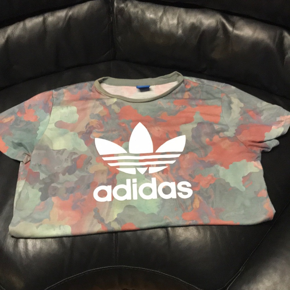 Adidas Tshirt